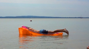 Ne aludj el felfújható strandeszközön! Ne aludj el felfújható strandeszközön!